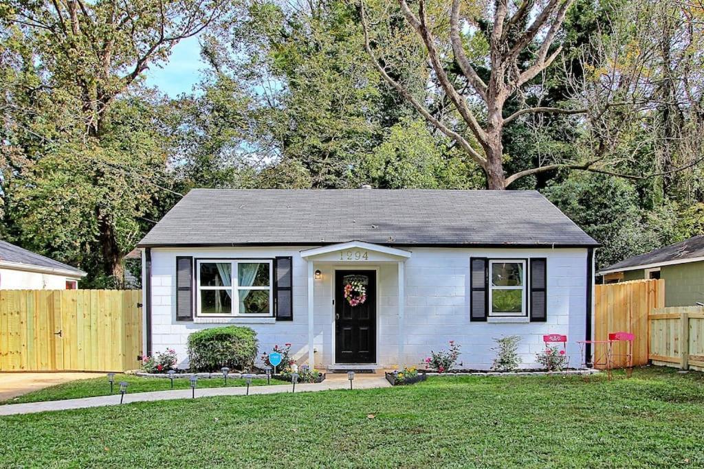 West End Bungalow Perfect To Work, Play, & Escape Atlanta Eksteriør billede