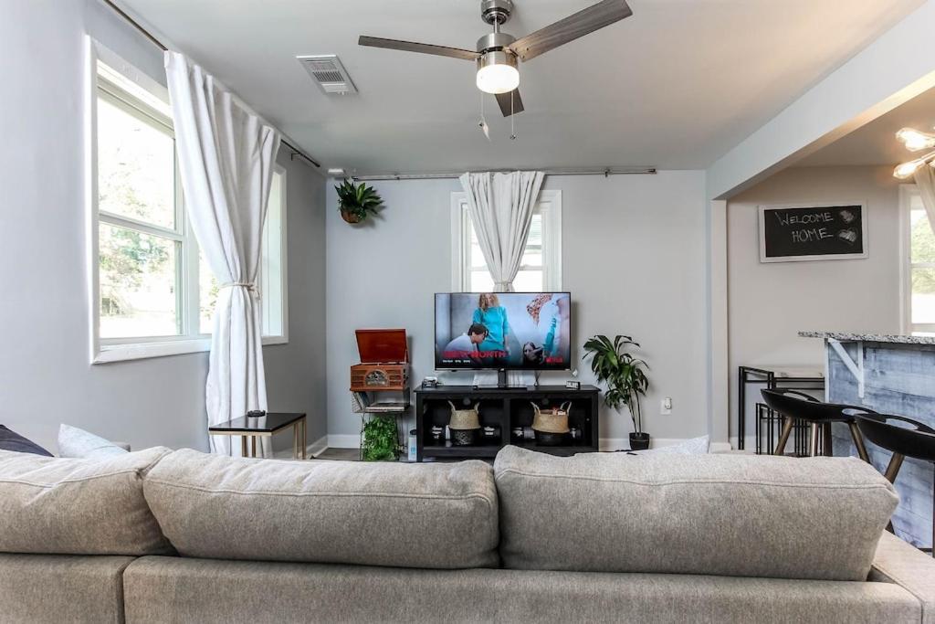 West End Bungalow Perfect To Work, Play, & Escape Atlanta Eksteriør billede
